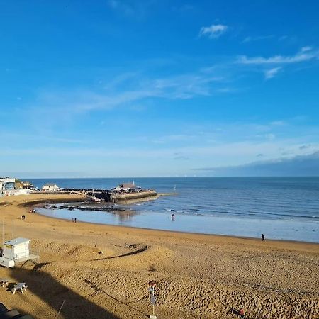 Spacious 3 Bed Home In The Heart Of Broadstairs Exterior photo